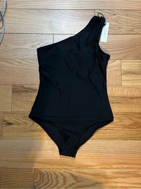 Commense Black One-Shoulder Swimsuit